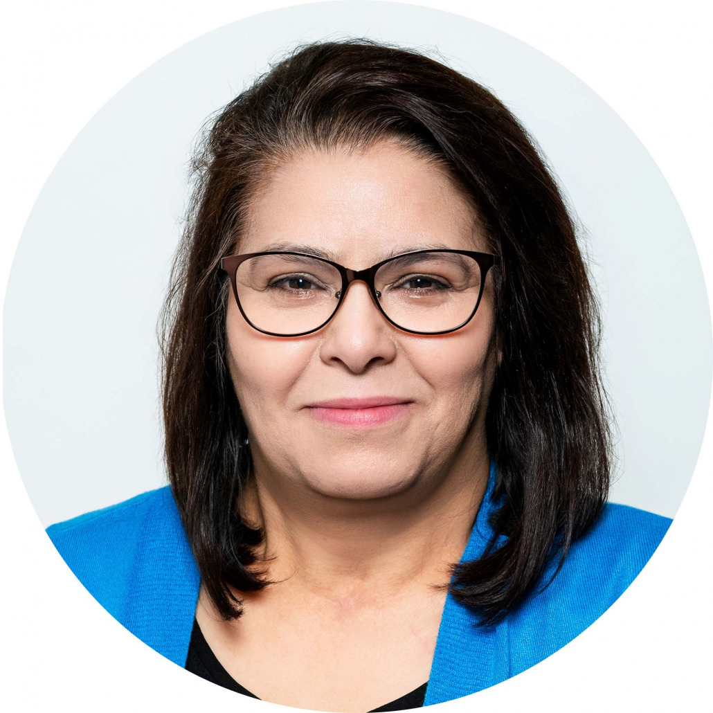 <center>Frau Zineb Louzaoui</center>